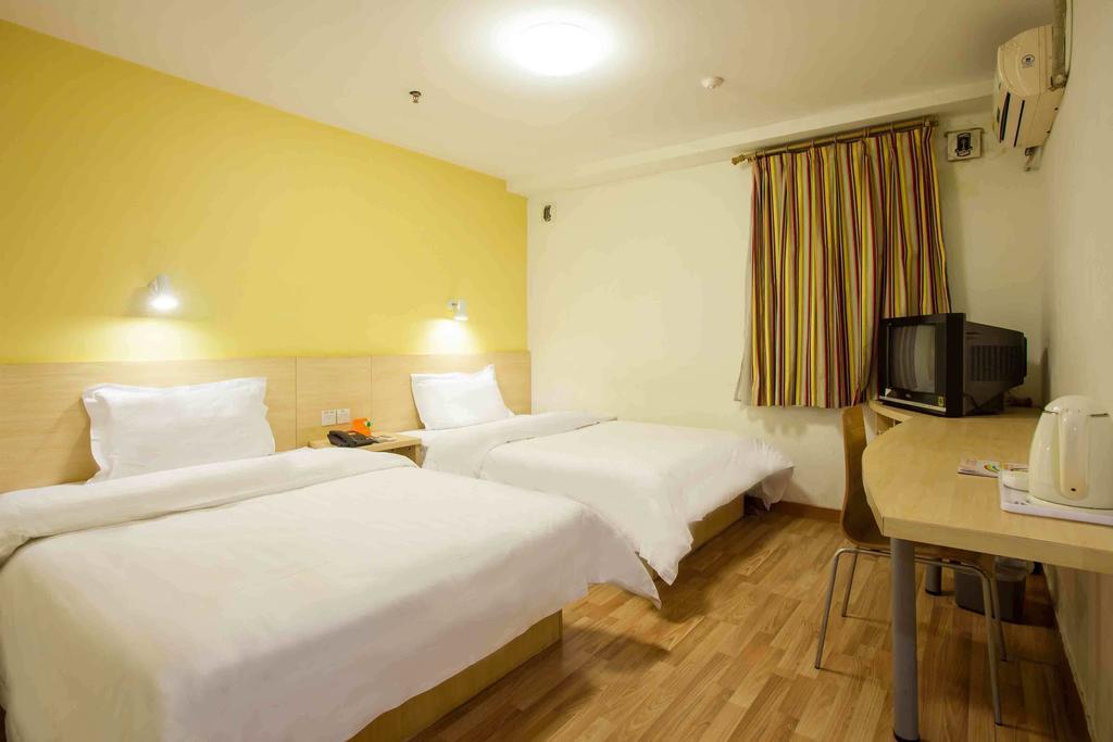 7Days Inn Wuhan Jiefang Park Branch Δωμάτιο φωτογραφία