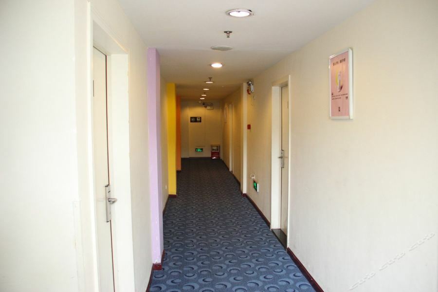 7Days Inn Wuhan Jiefang Park Branch Εξωτερικό φωτογραφία